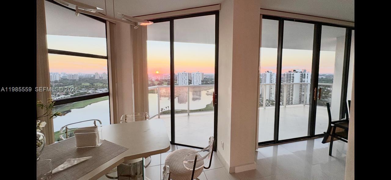 20281 E Country Clb Dr #2409 Aventura, FL 33180