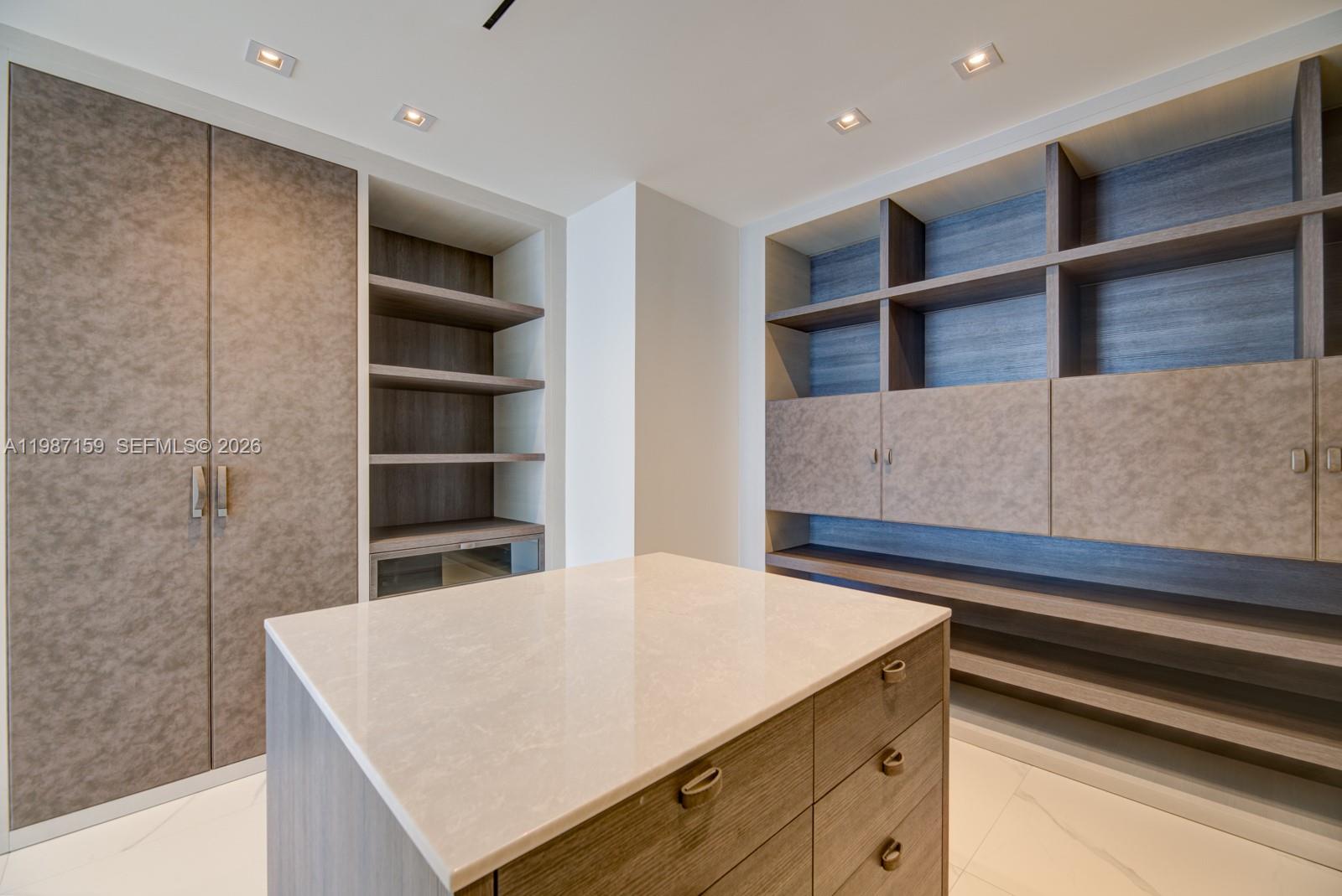 17141 Collins Ave #4501 Sunny Isles Beach, FL 33160