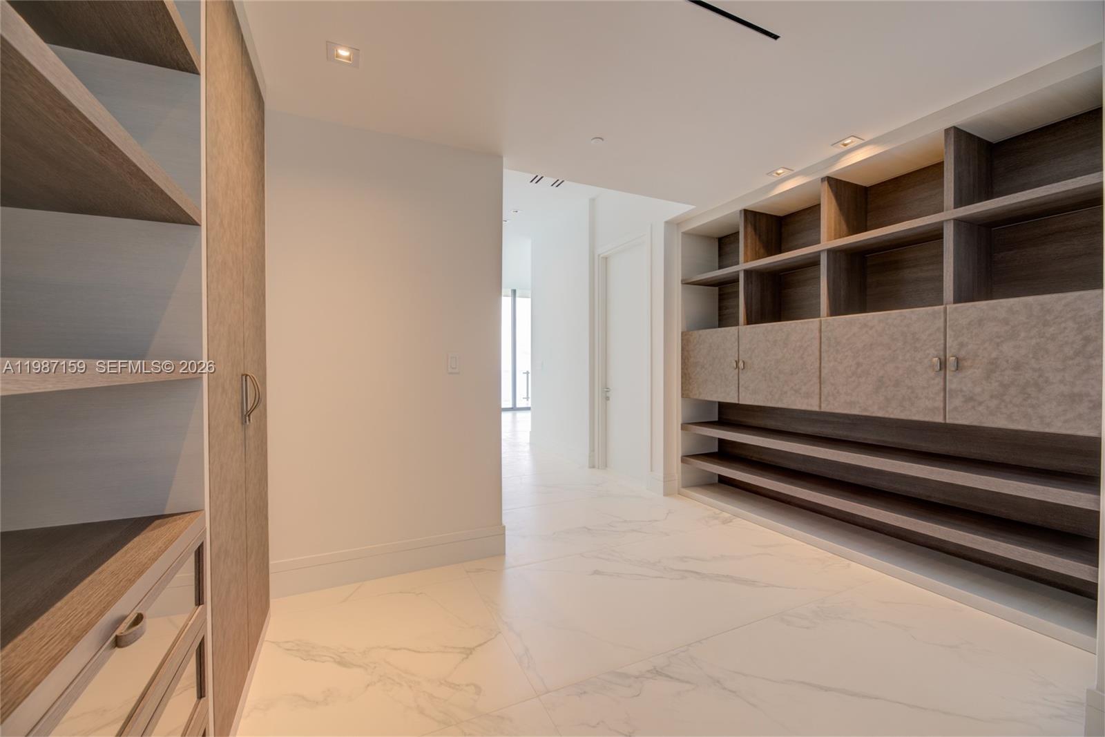 17141 Collins Ave #4501 Sunny Isles Beach, FL 33160