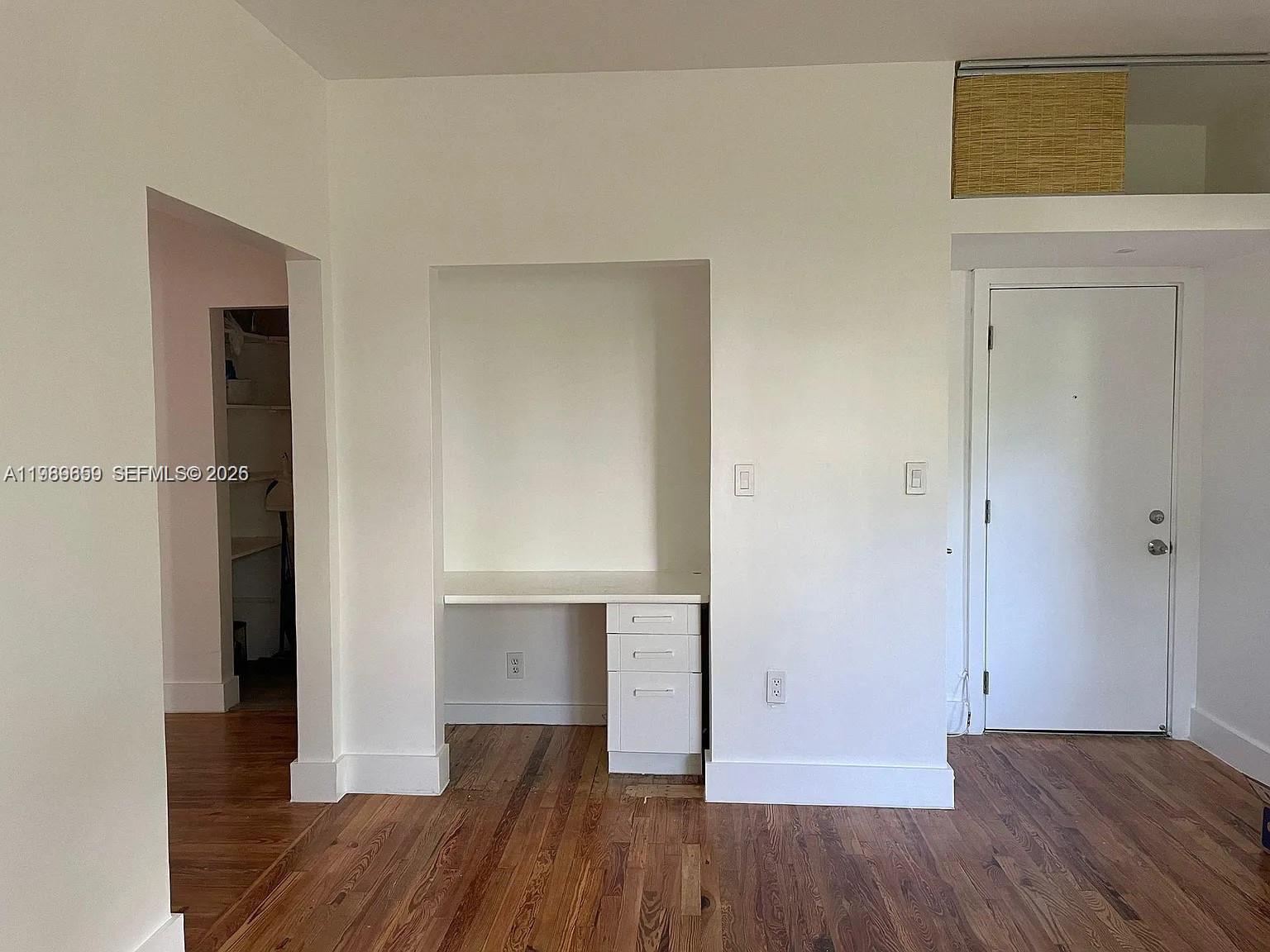 727 14th Pl #1 Miami Beach, FL 33139