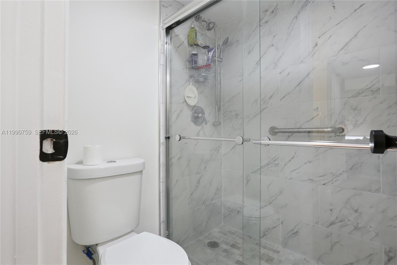 3101 N Country Clb Dr #102 Aventura, FL 33180