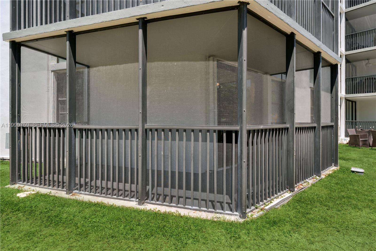 3101 N Country Clb Dr #102 Aventura, FL 33180