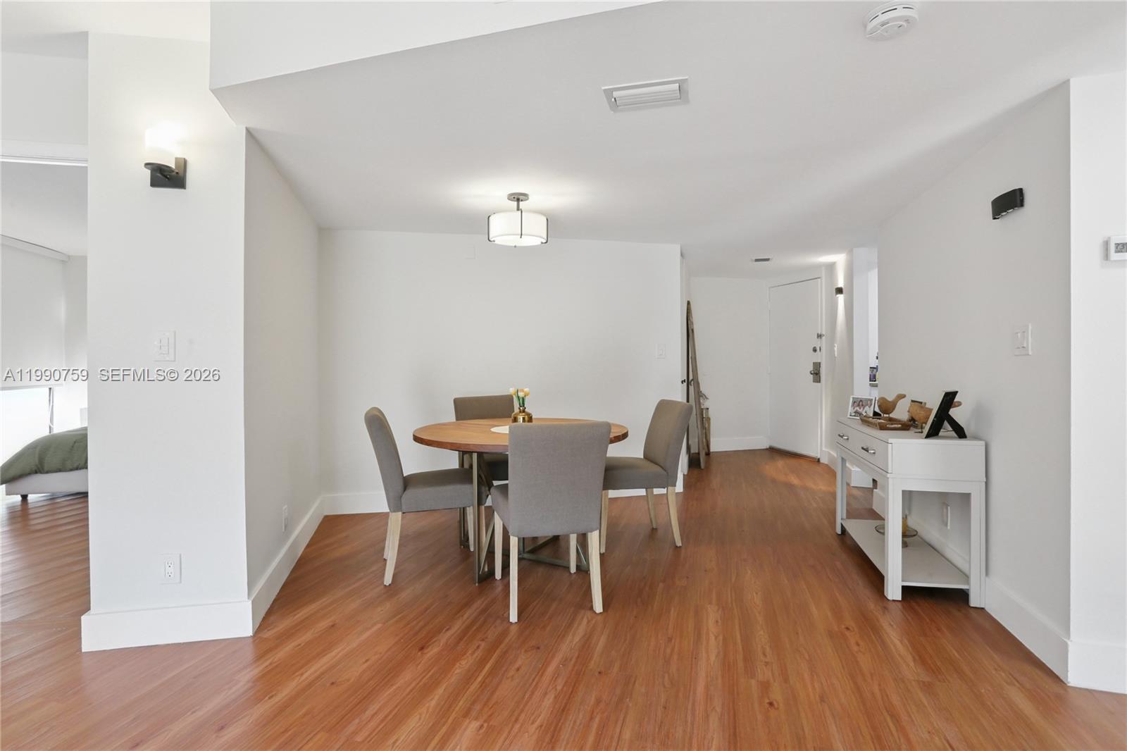 3101 N Country Clb Dr #102 Aventura, FL 33180