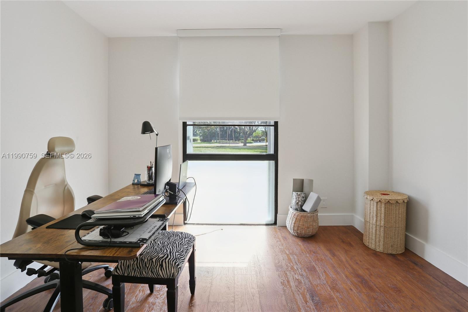 3101 N Country Clb Dr #102 Aventura, FL 33180