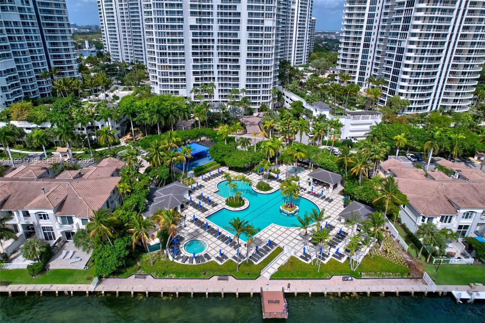 21050 Point Pl #2202 Aventura, FL 33180