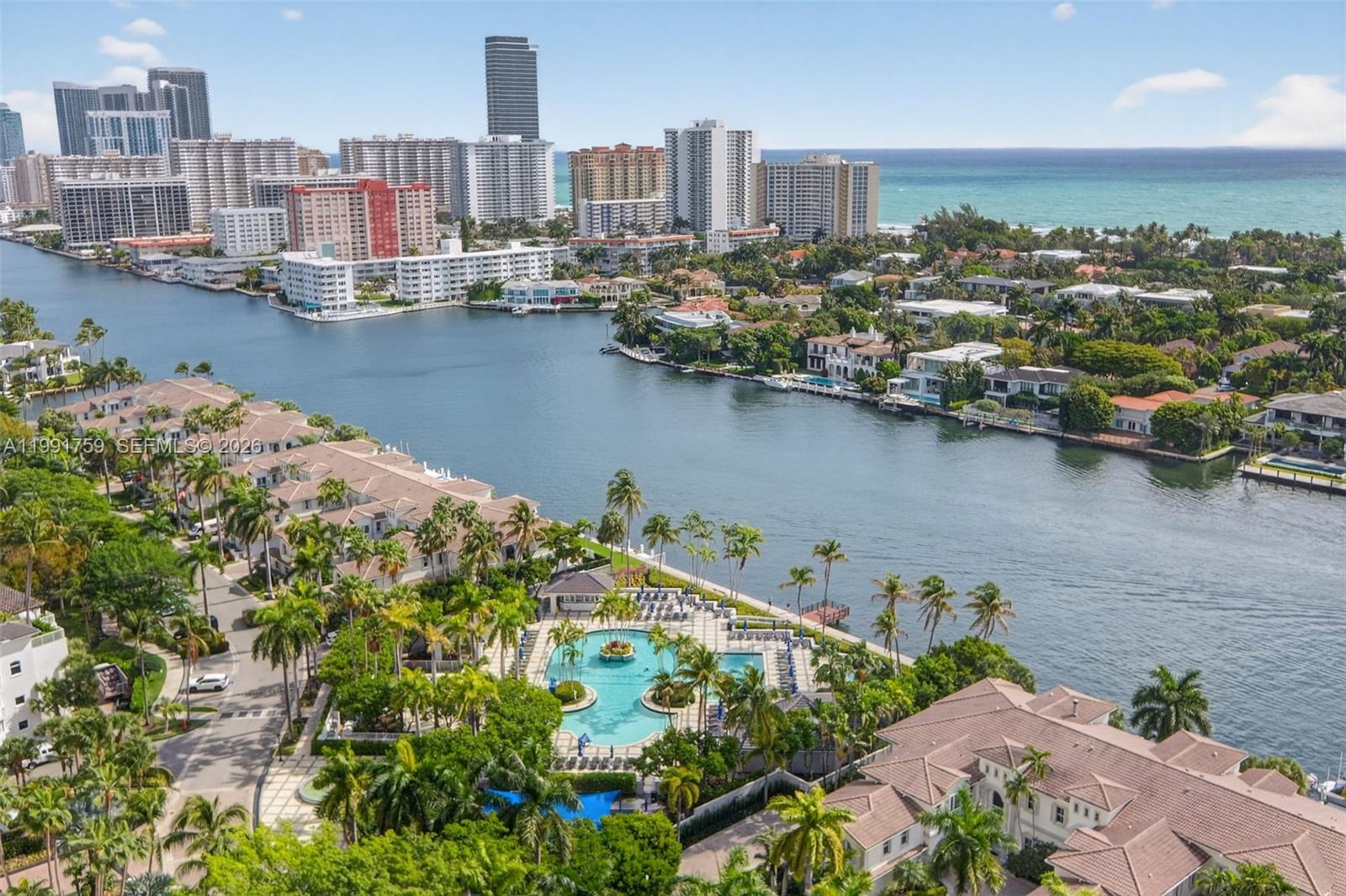 21050 Point Pl #2202 Aventura, FL 33180