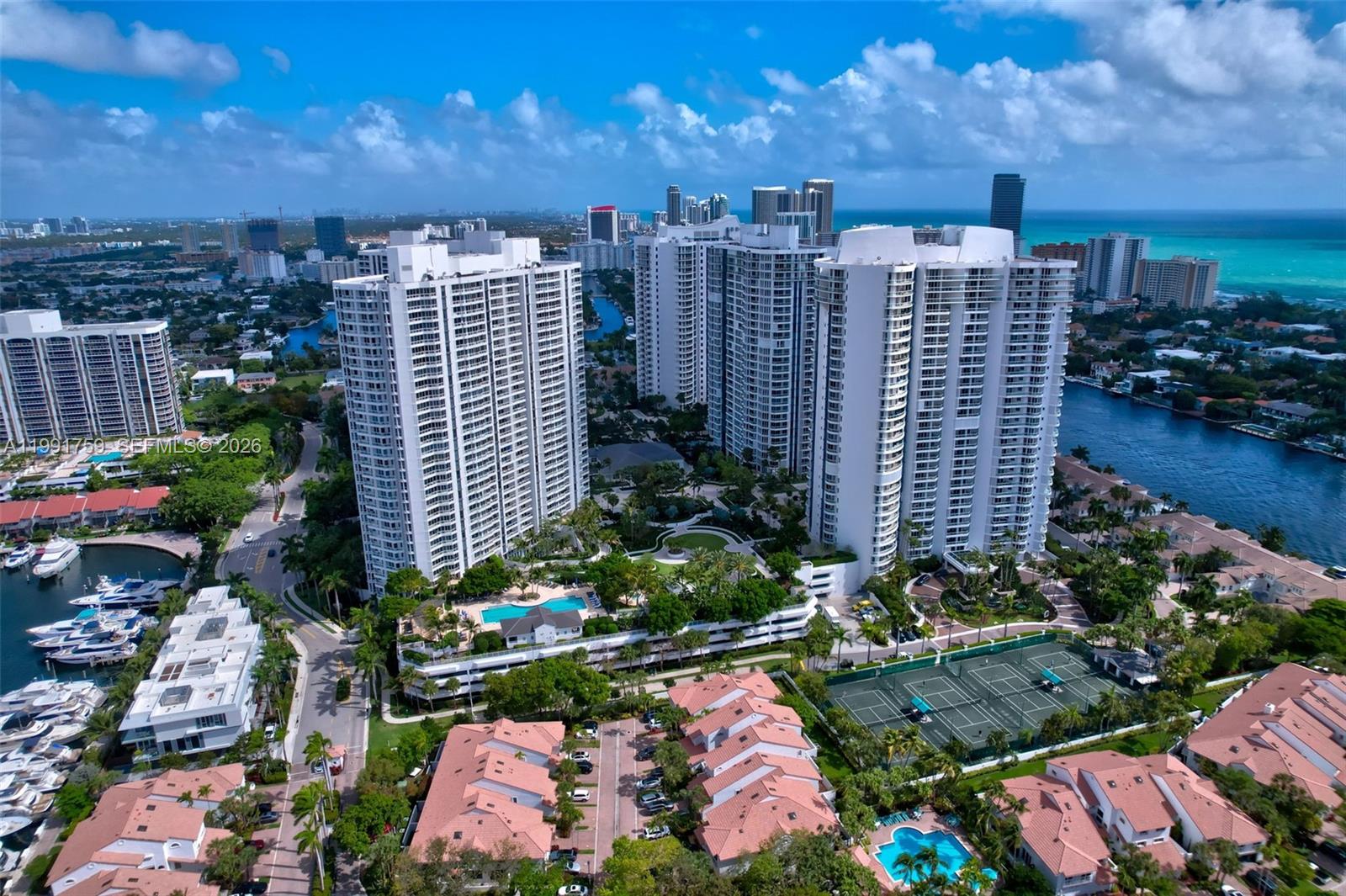 21050 Point Pl #2202 Aventura, FL 33180