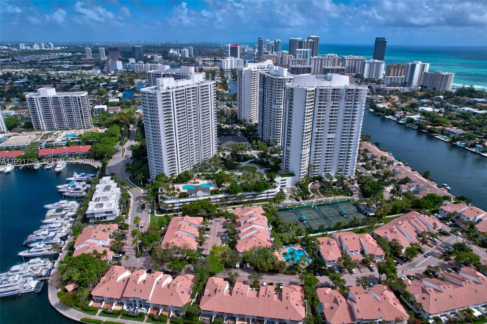 21050 Point Pl #2202 Aventura, FL 33180