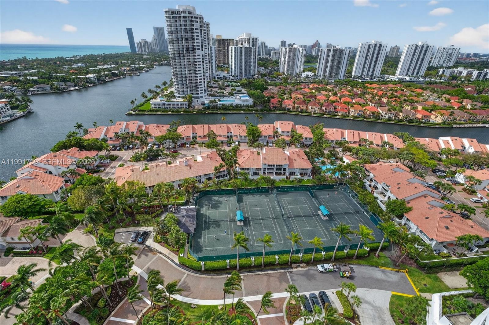 21050 Point Pl #2202 Aventura, FL 33180