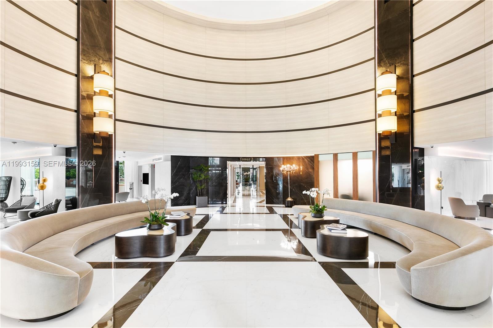 300 S Pointe Dr #801 Miami Beach, FL 33139