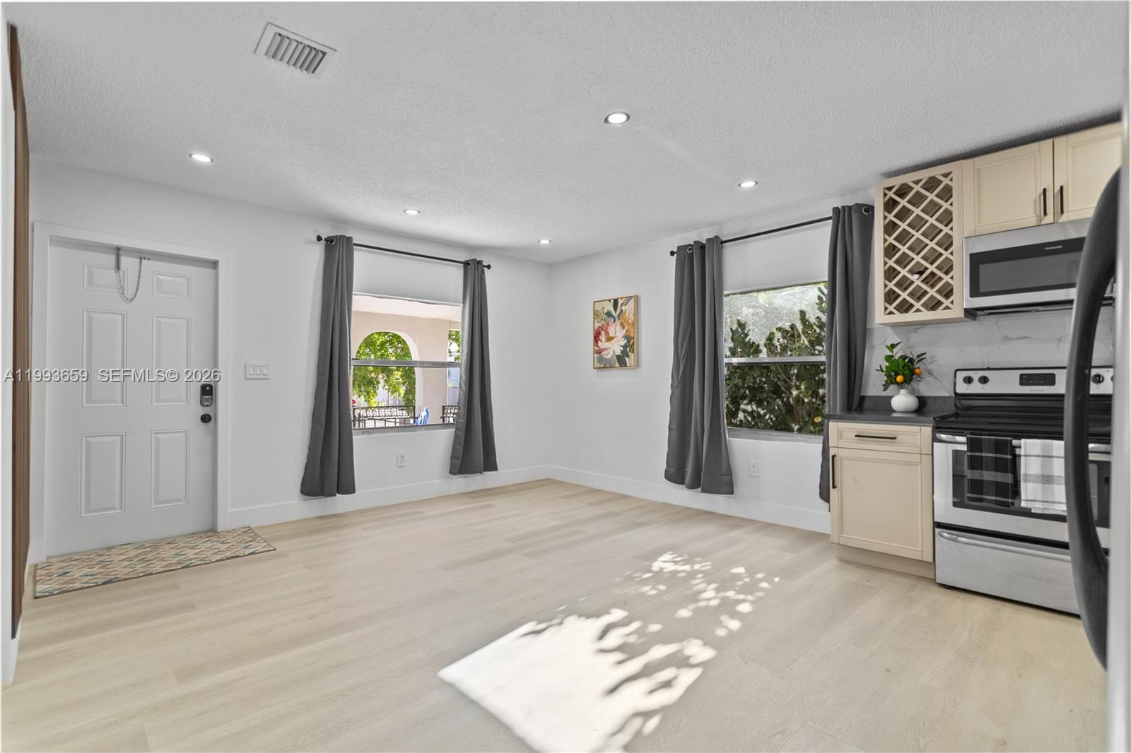 171 W 13th St Hialeah, FL 33010