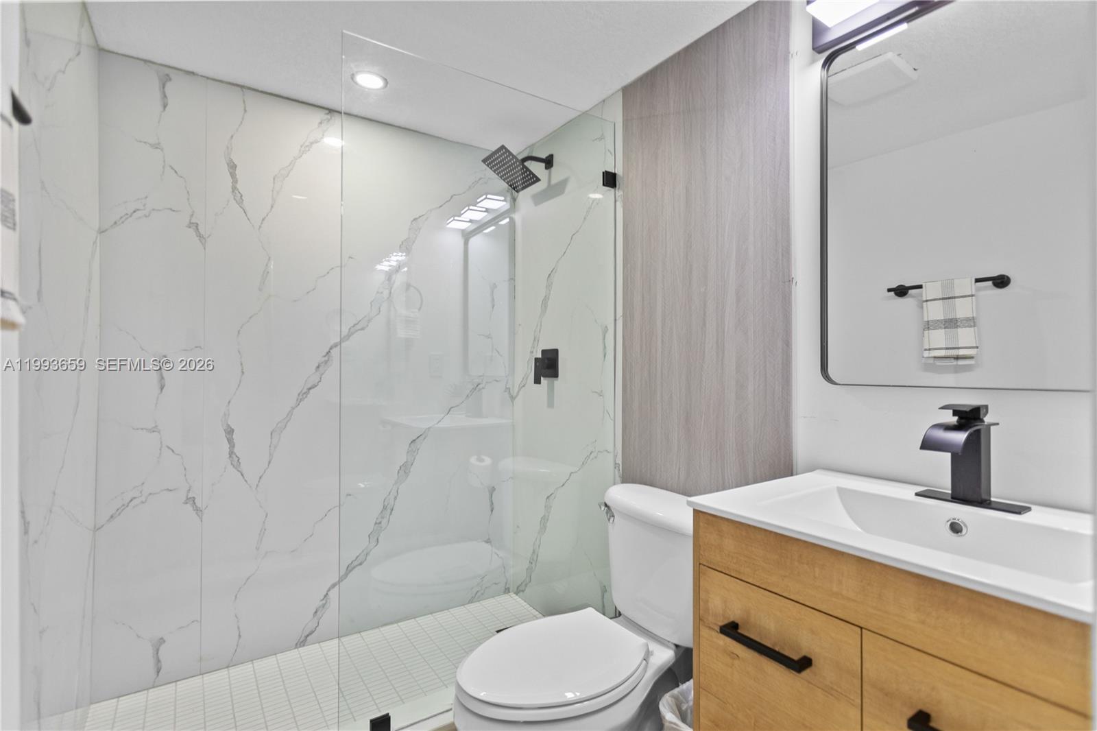 171 W 13th St Hialeah, FL 33010