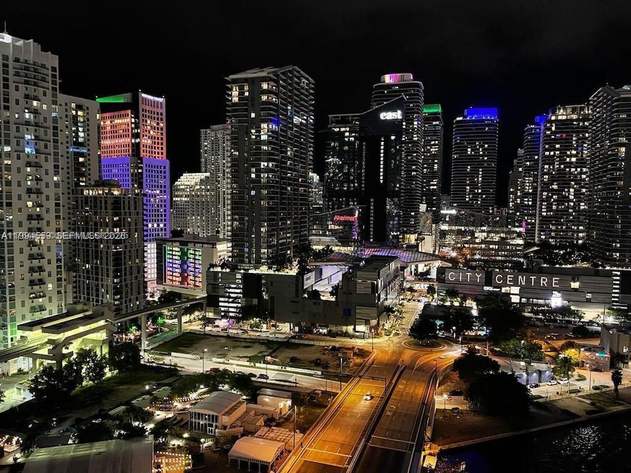 350 S Miami Ave #2714 Miami, FL 33130