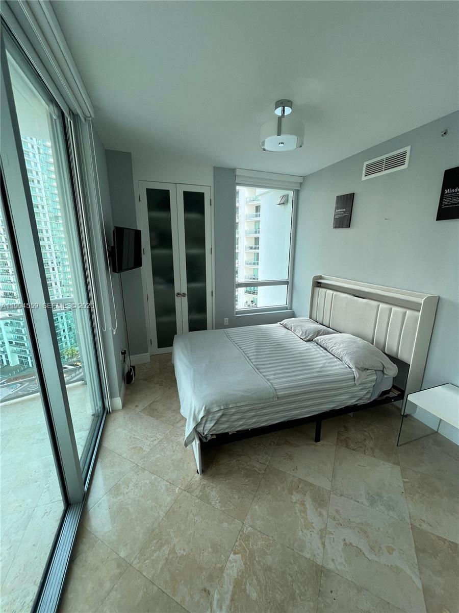 350 S Miami Ave #2714 Miami, FL 33130