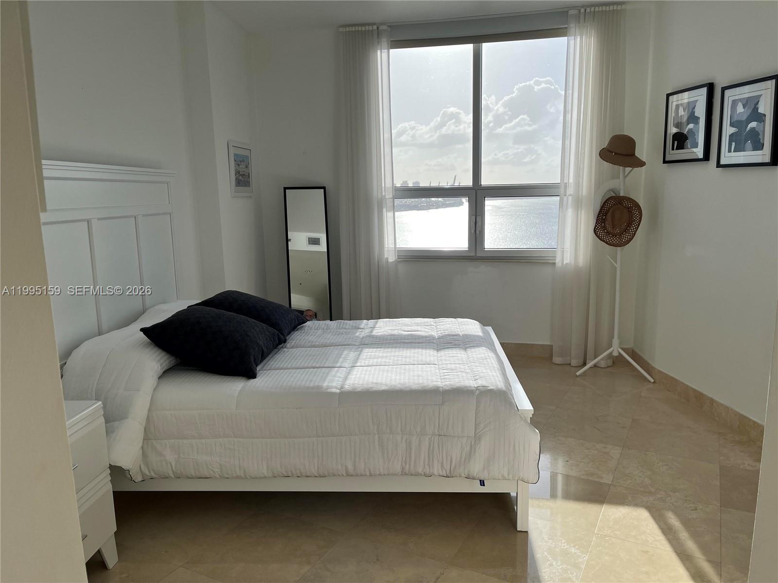 808 Brickell Key Dr #2002 Miami, FL 33131