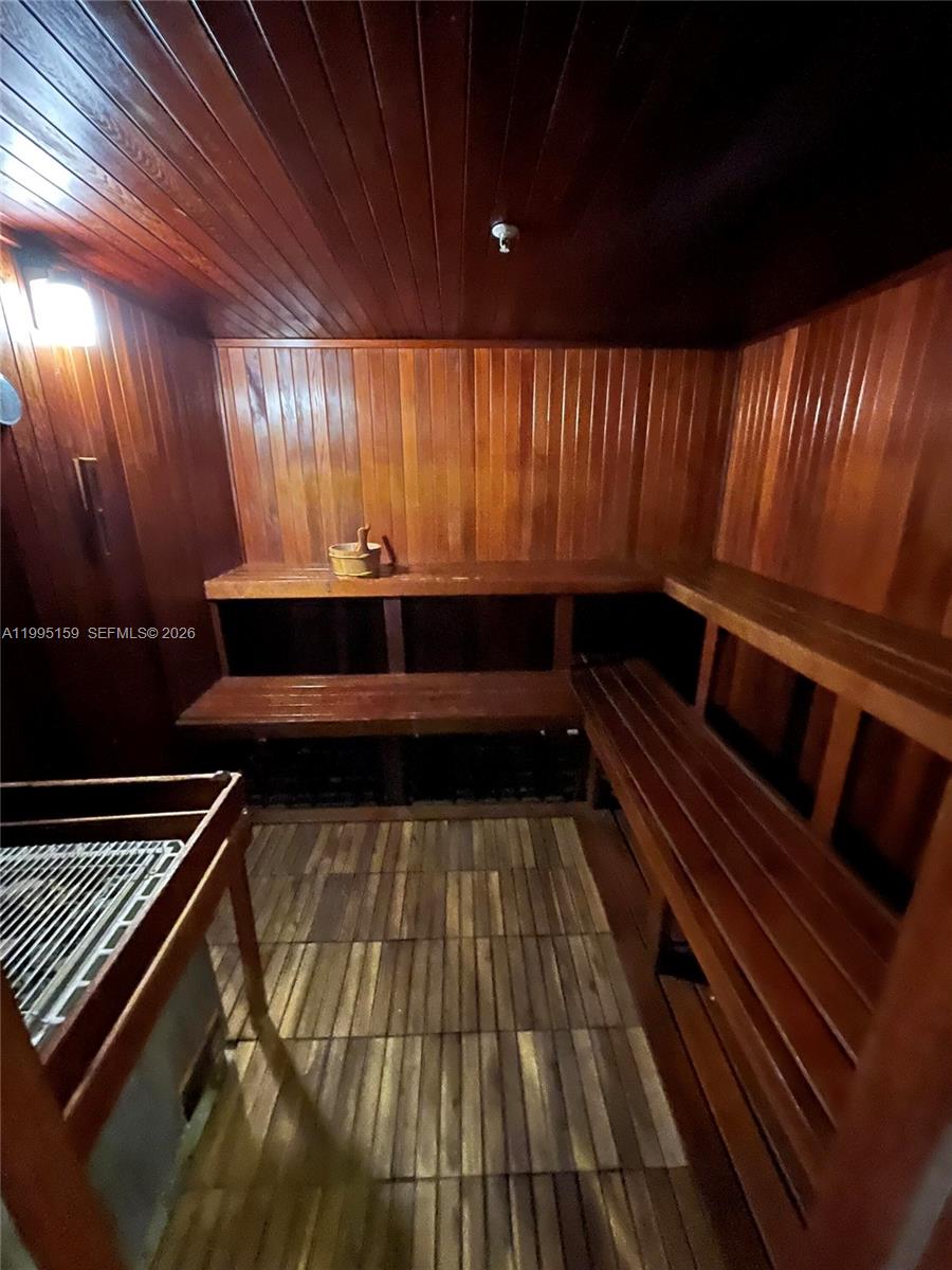 808 Brickell Key Dr #2002 Miami, FL 33131