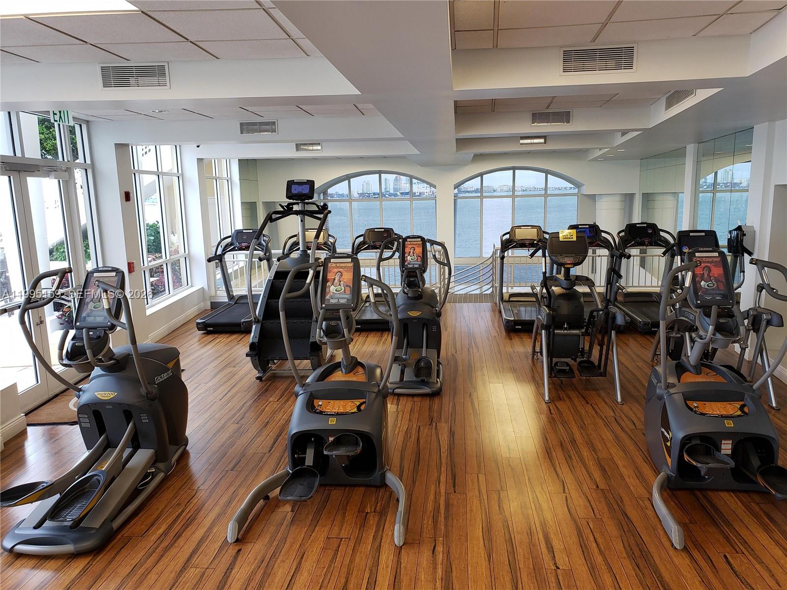 808 Brickell Key Dr #2002 Miami, FL 33131