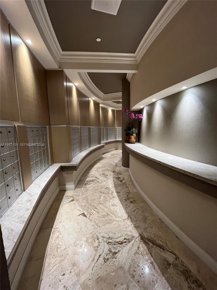 808 Brickell Key Dr #2002 Miami, FL 33131