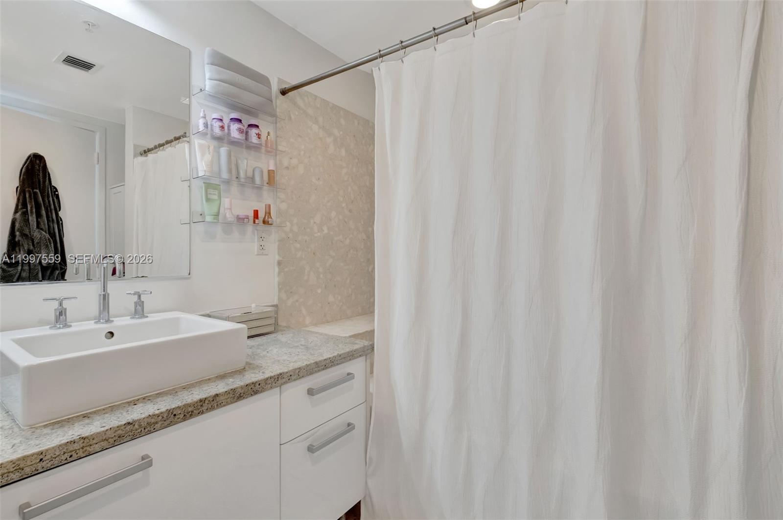 image Latitude on the River23