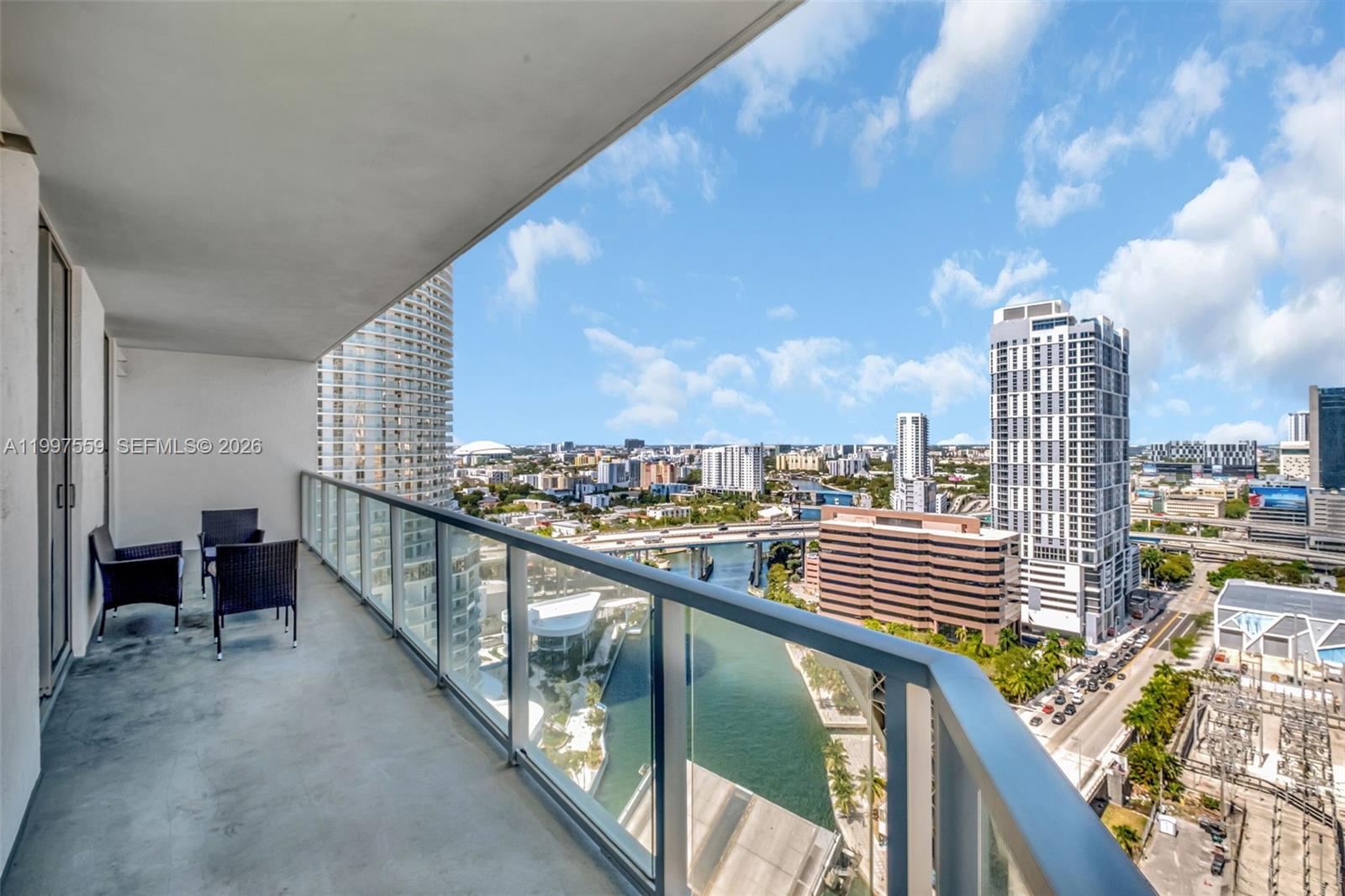 image Latitude on the River5