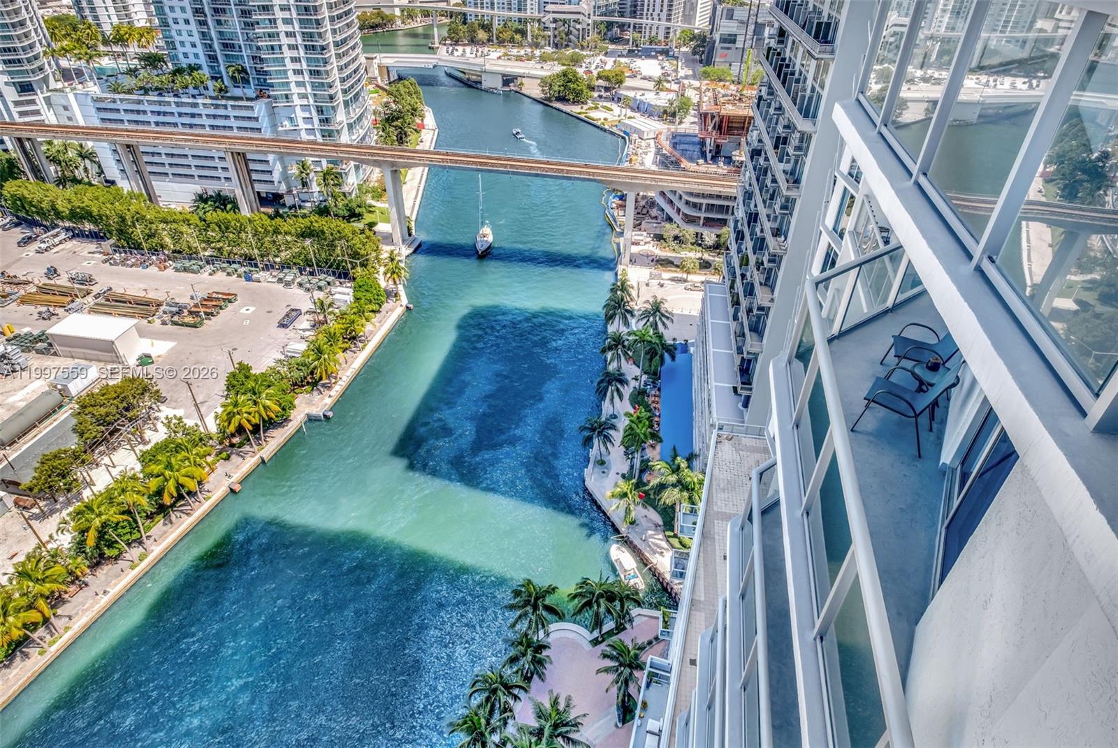 image Latitude on the River8