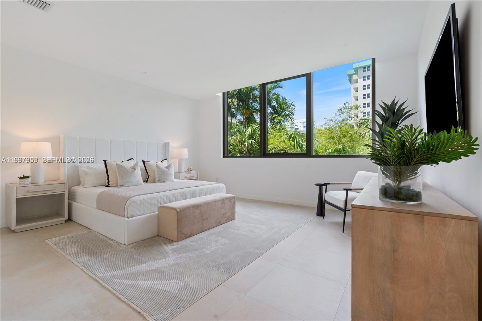 1135 103rd St #203 Bay Harbor Islands, FL 33154