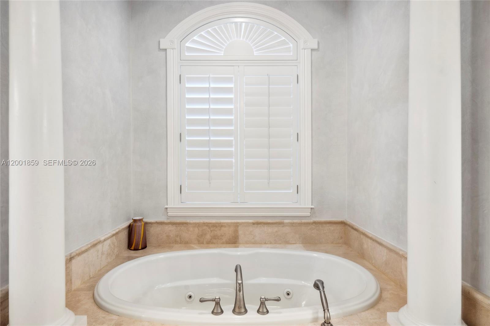 1008 Mandarin Isle Fort Lauderdale, FL 33315