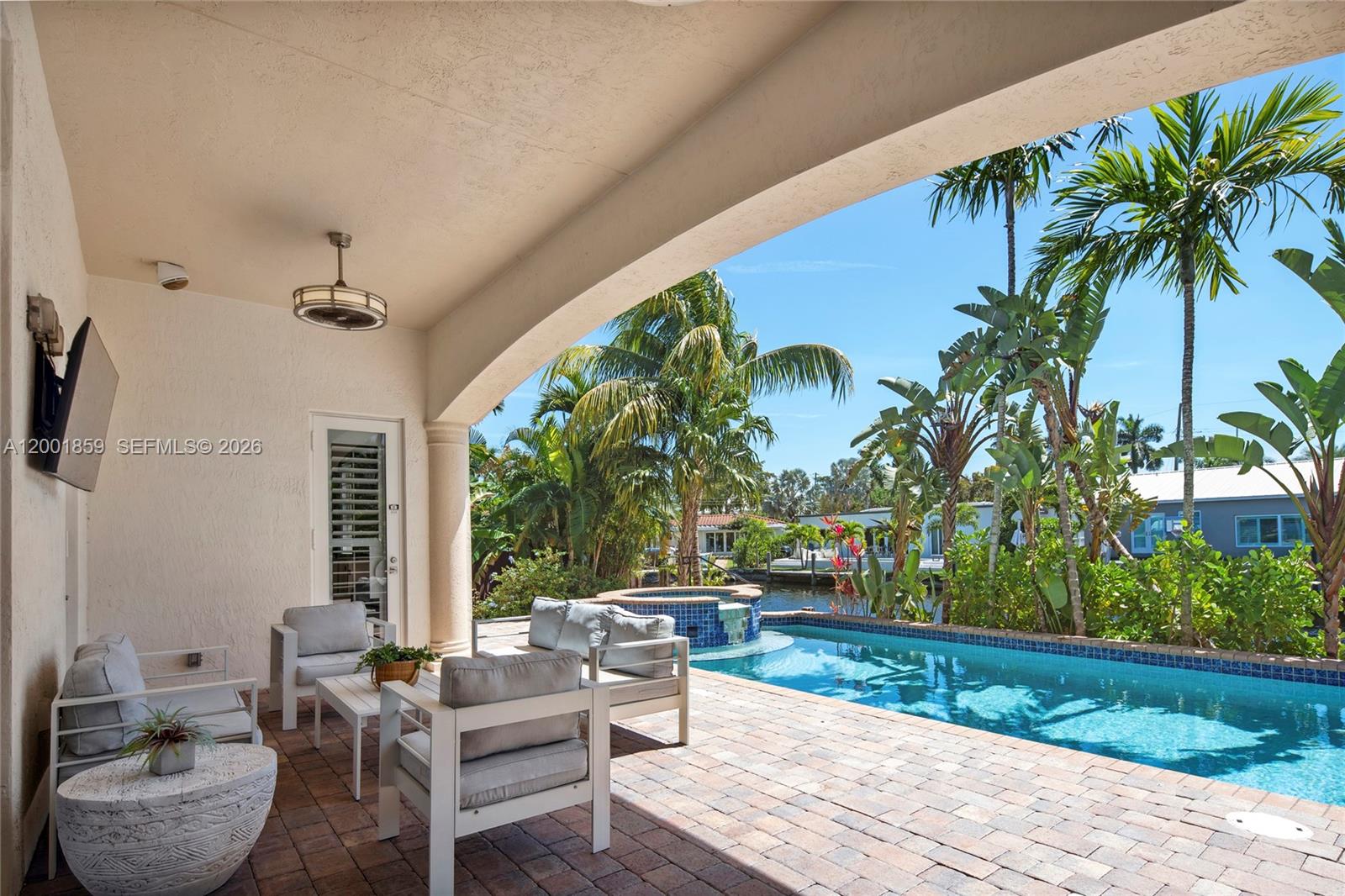 1008 Mandarin Isle Fort Lauderdale, FL 33315