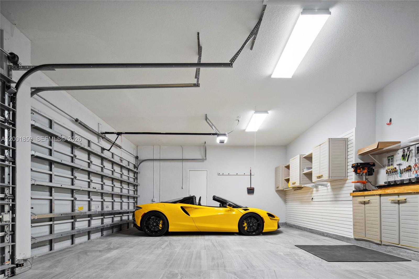 1008 Mandarin Isle Fort Lauderdale, FL 33315