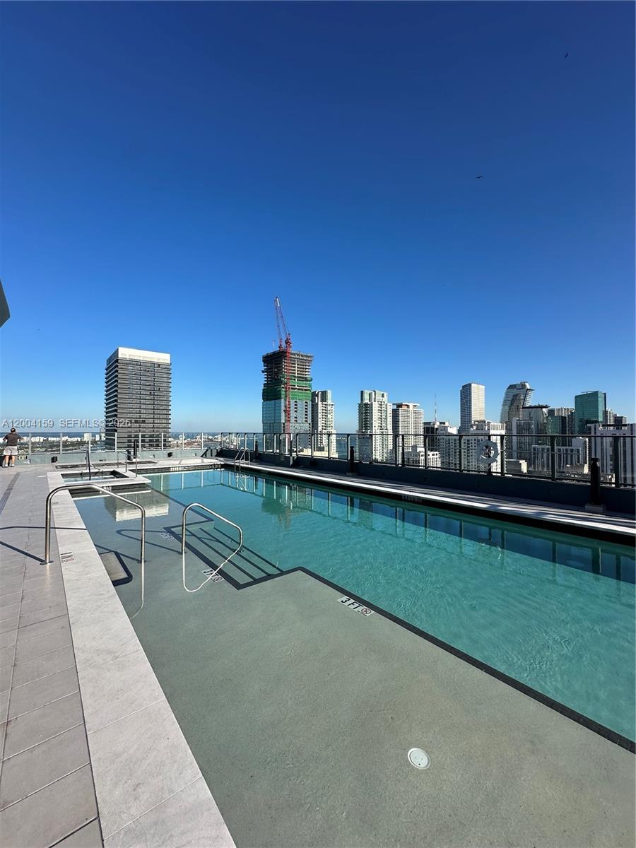 121 NE 5th #2712 Miami, FL 33132