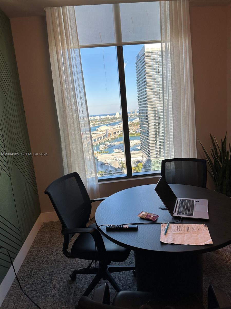 121 NE 5th #2712 Miami, FL 33132