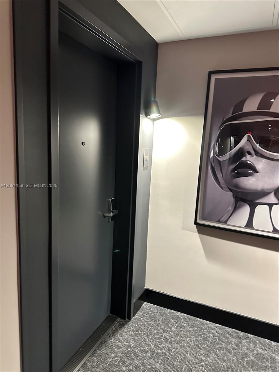 121 NE 5th #2712 Miami, FL 33132