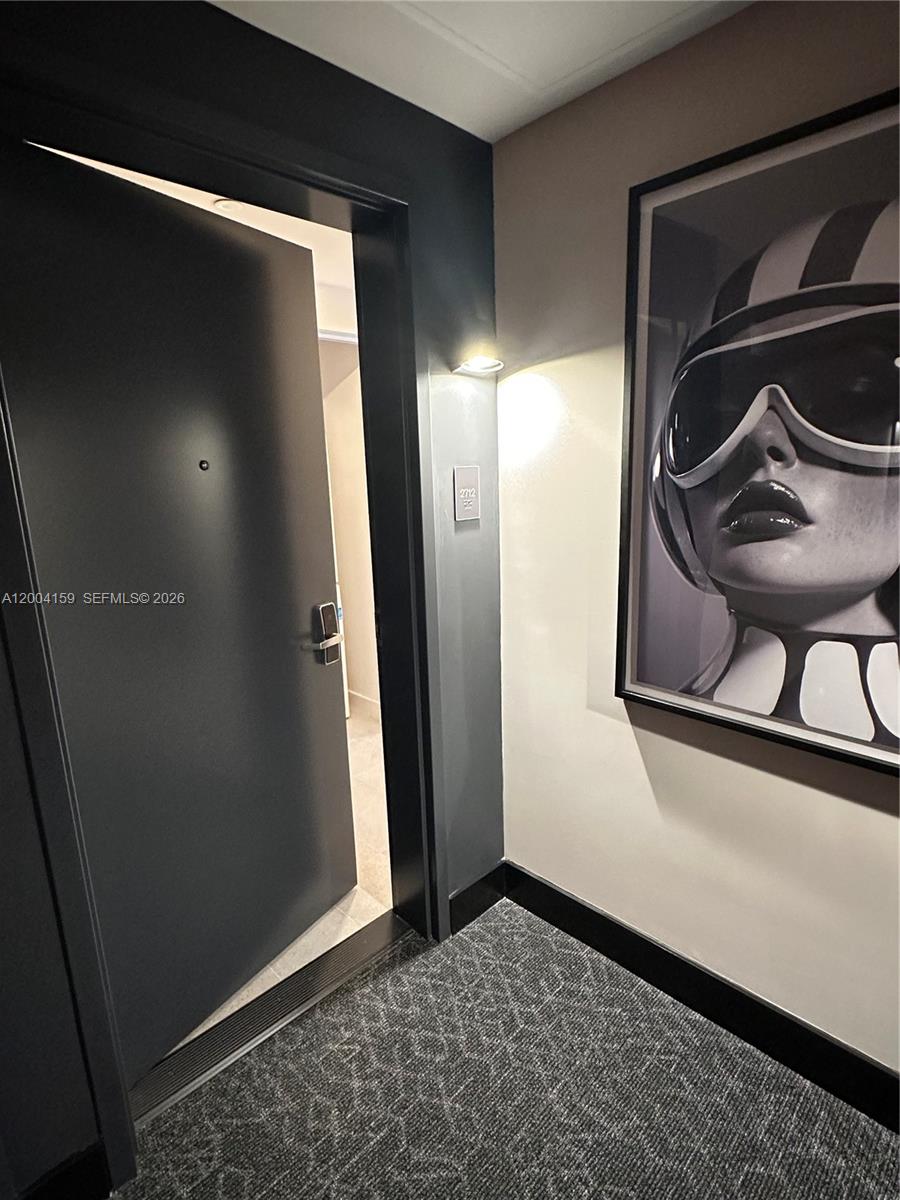 121 NE 5th #2712 Miami, FL 33132