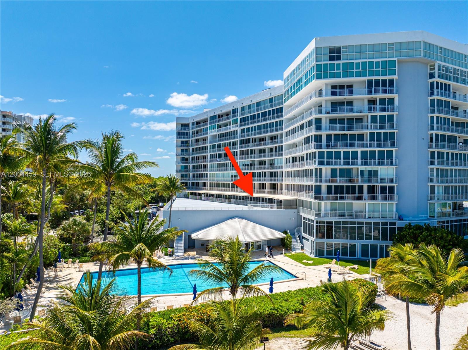 600 Grapetree Dr #3BS Key Biscayne, FL 33149