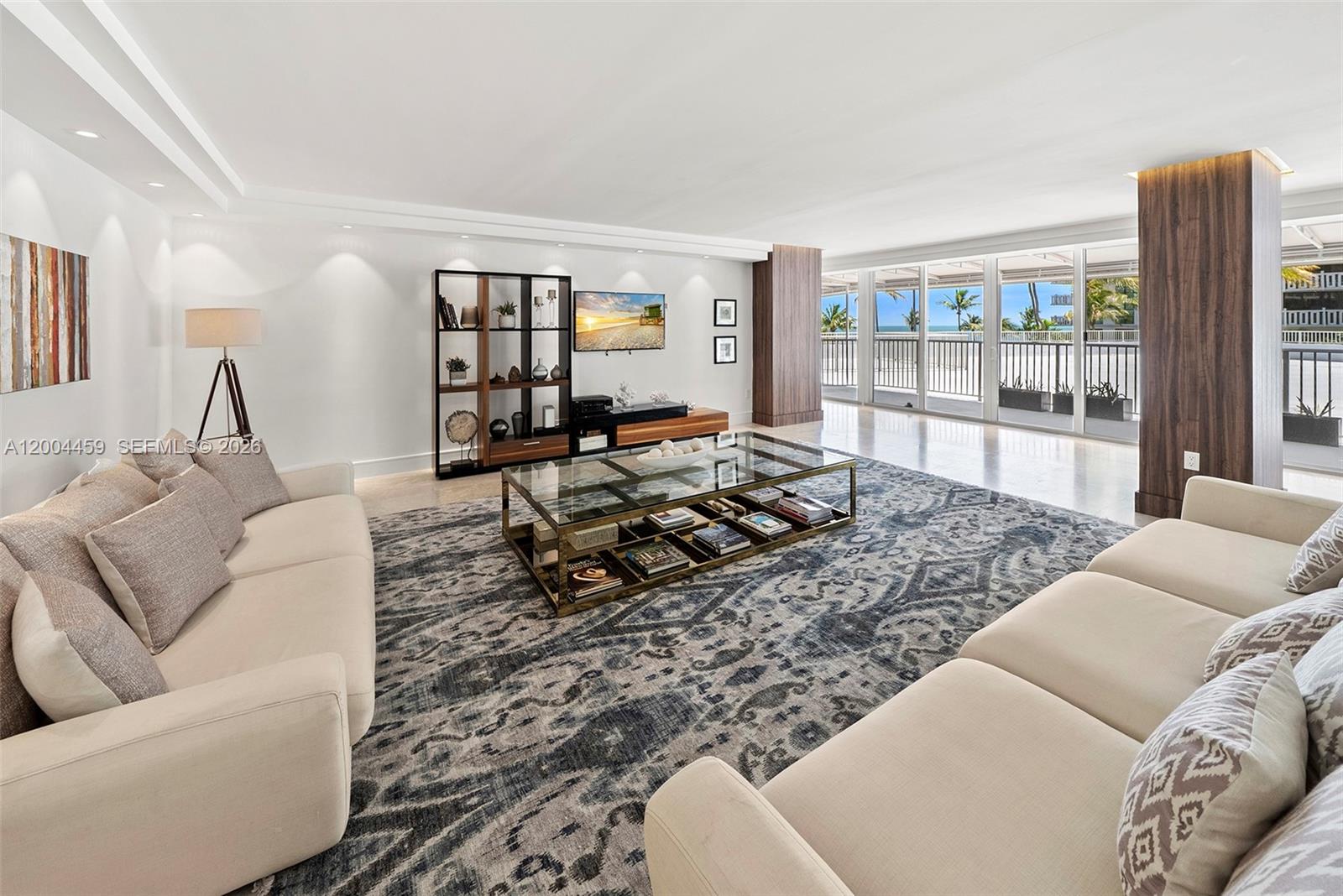 600 Grapetree Dr #3BS Key Biscayne, FL 33149