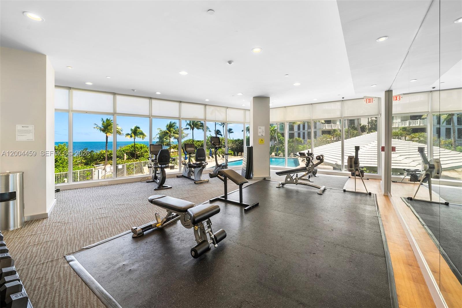 600 Grapetree Dr #3BS Key Biscayne, FL 33149