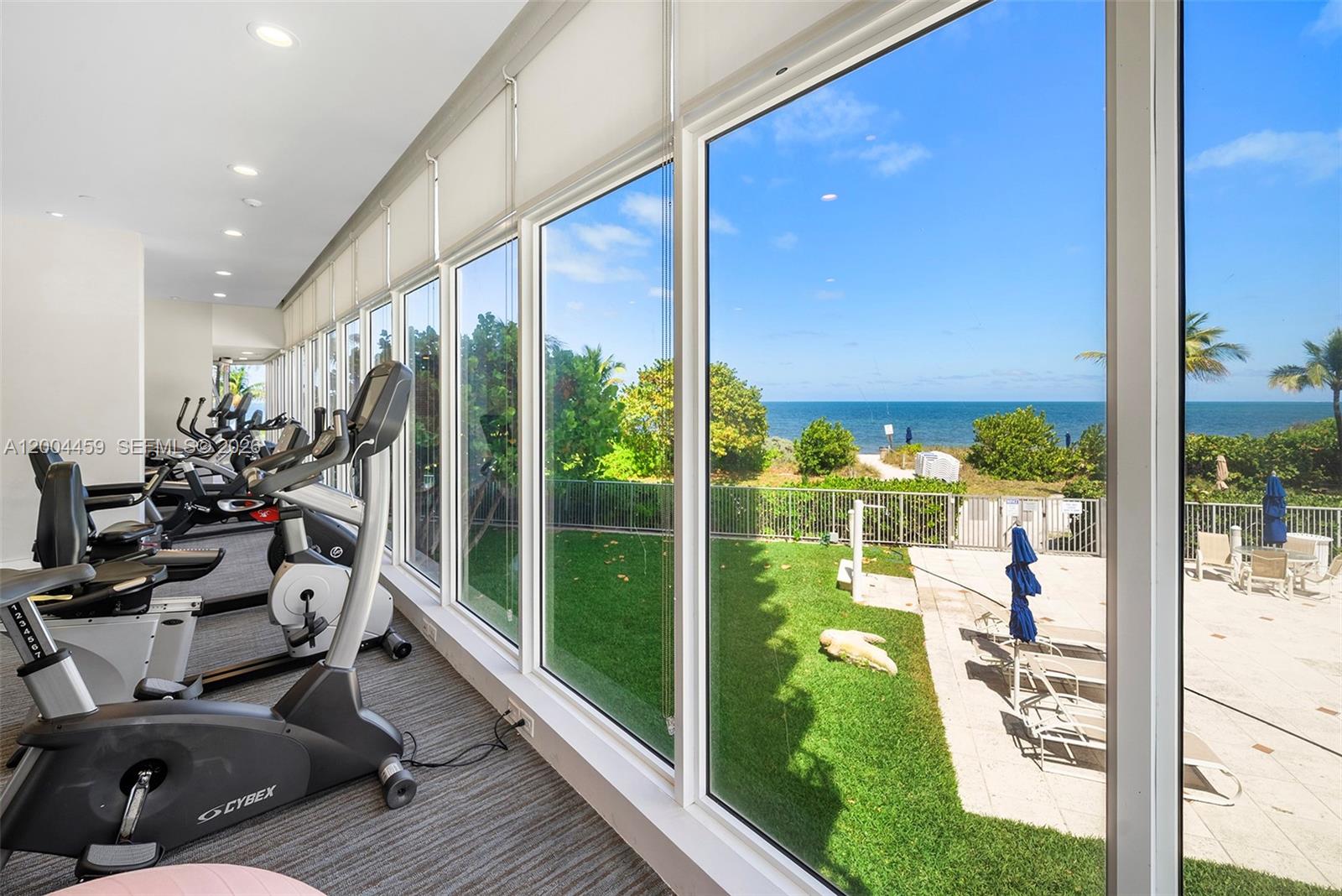 600 Grapetree Dr #3BS Key Biscayne, FL 33149