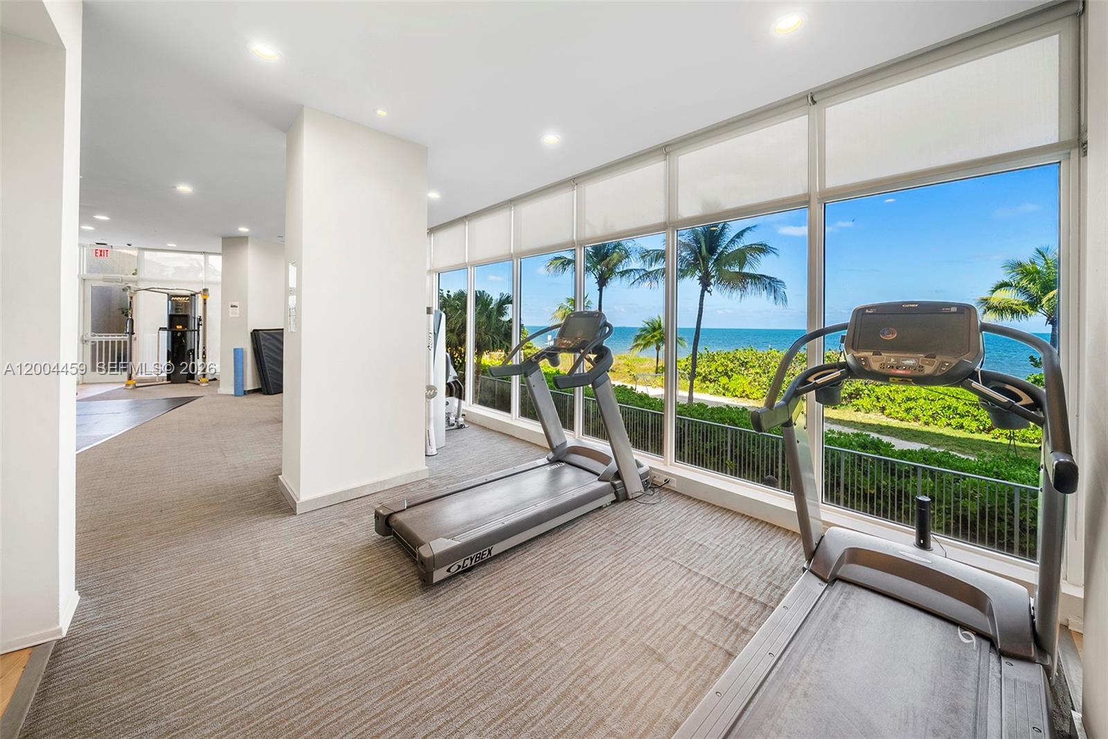 600 Grapetree Dr #3BS Key Biscayne, FL 33149