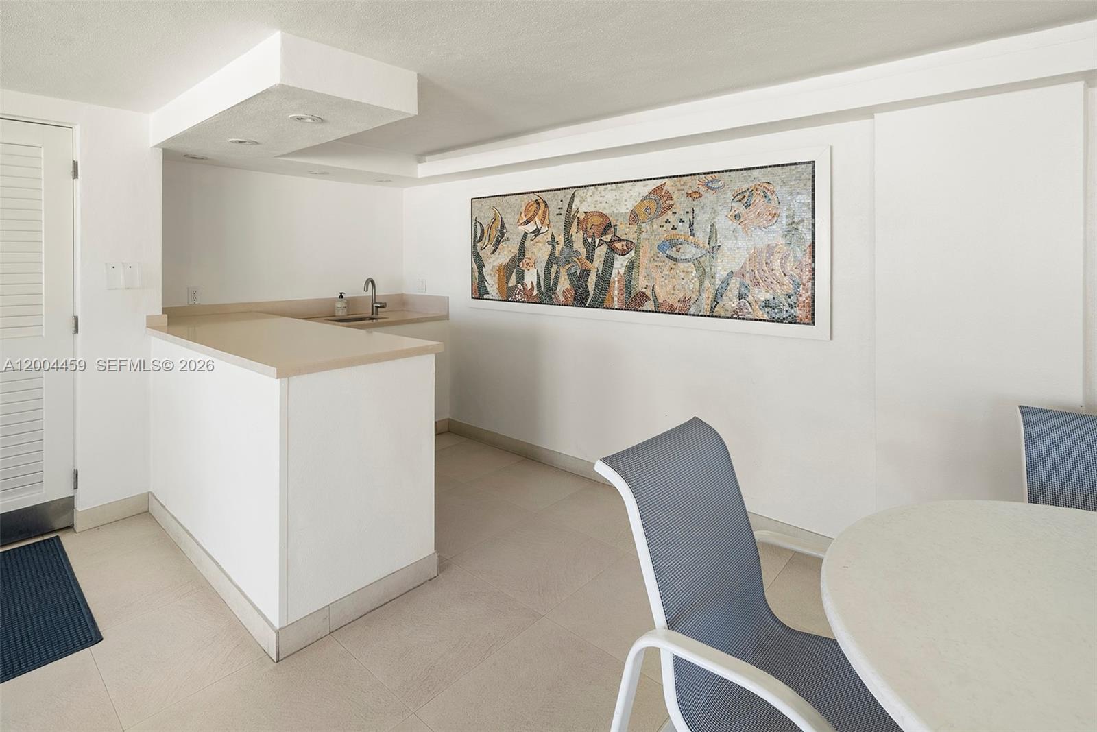 600 Grapetree Dr #3BS Key Biscayne, FL 33149