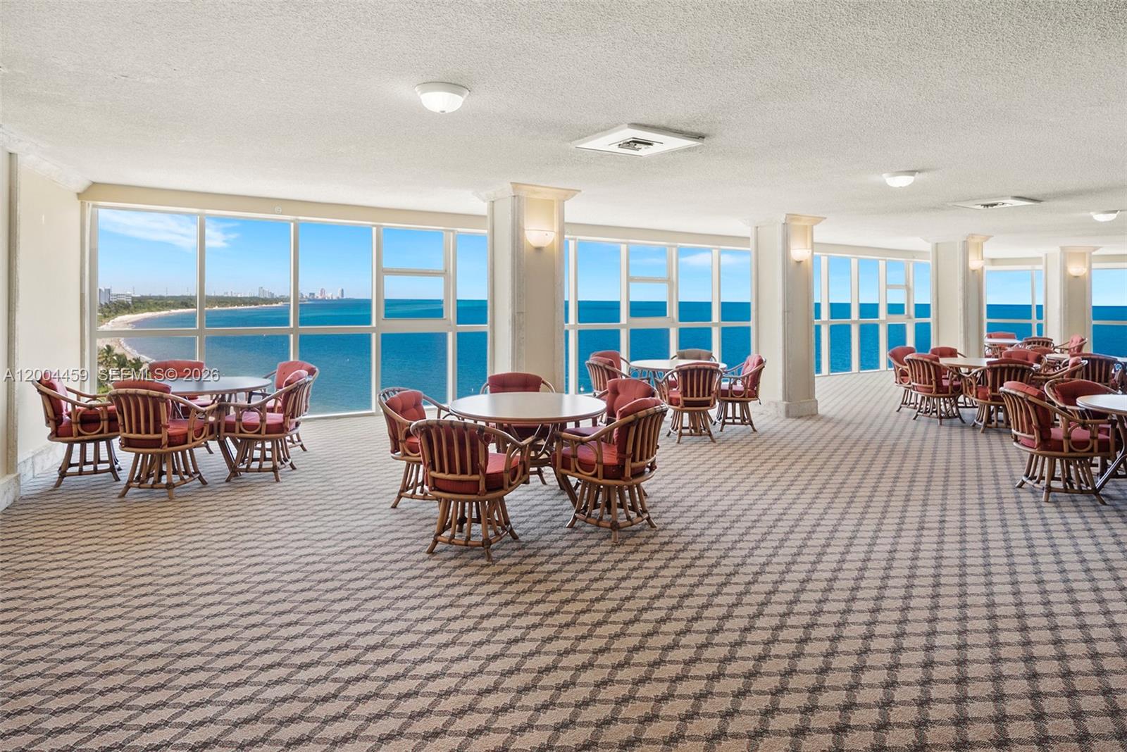 600 Grapetree Dr #3BS Key Biscayne, FL 33149