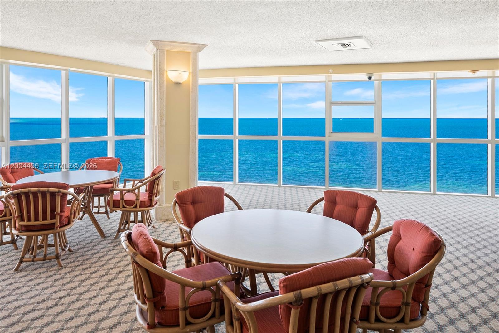 600 Grapetree Dr #3BS Key Biscayne, FL 33149