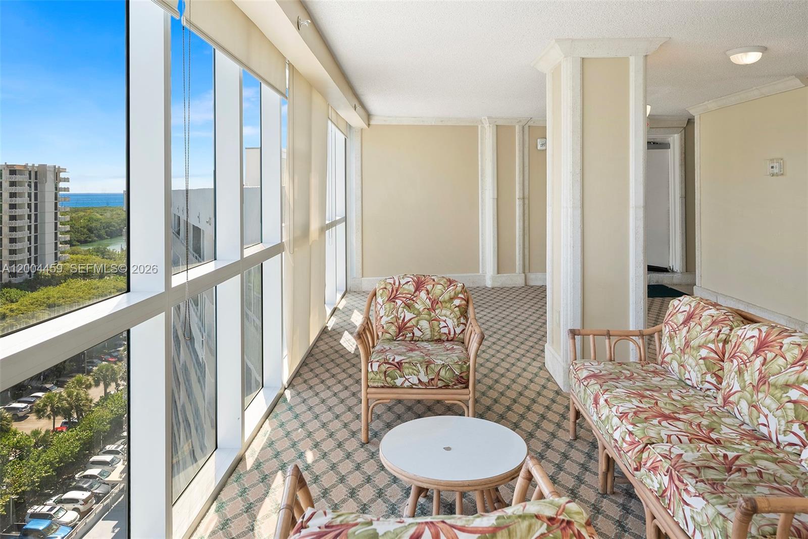 600 Grapetree Dr #3BS Key Biscayne, FL 33149