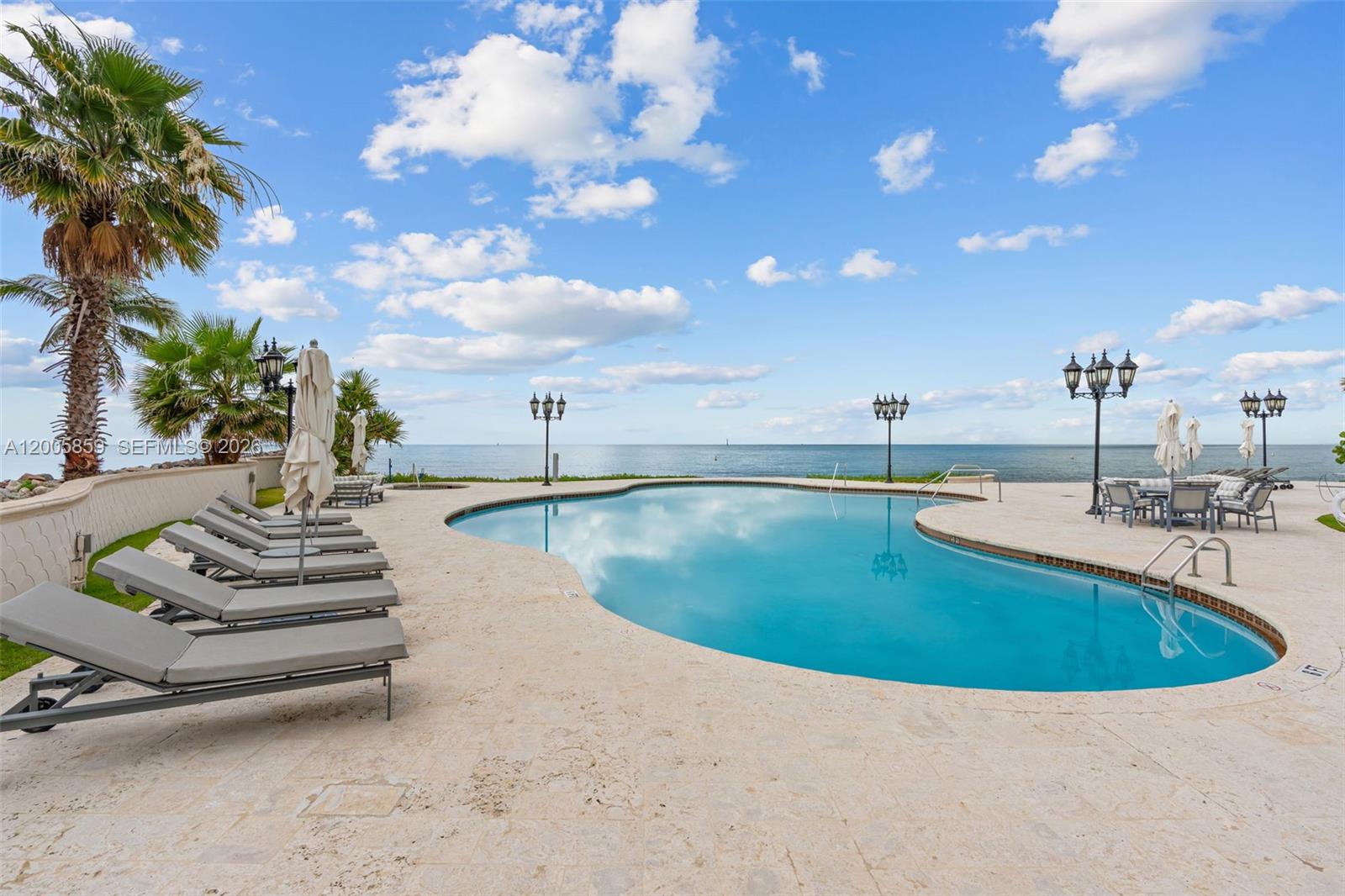 7282 Fisher Is Dr #7282 Fisher Island, FL 33109