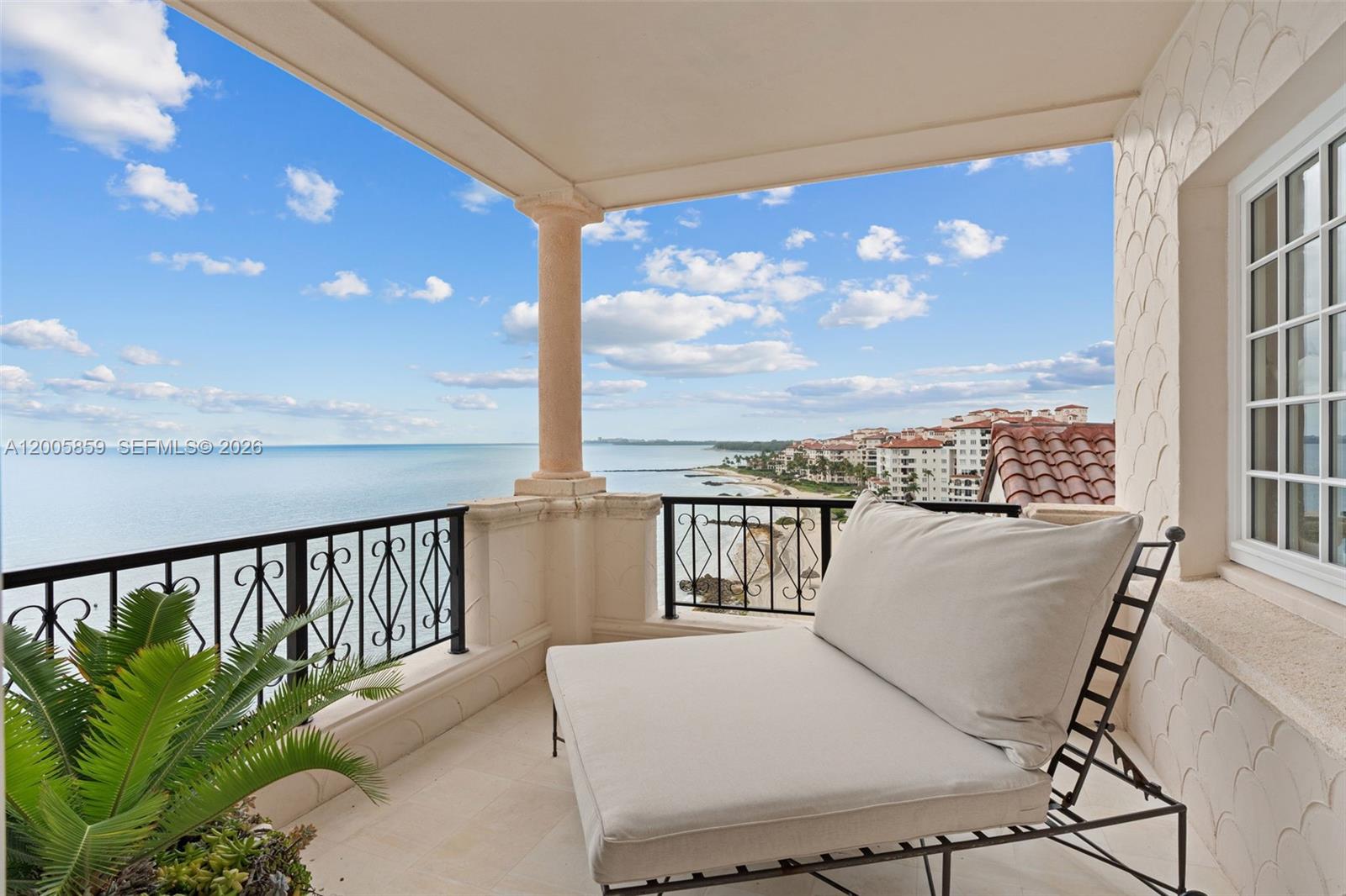 7282 Fisher Is Dr #7282 Fisher Island, FL 33109