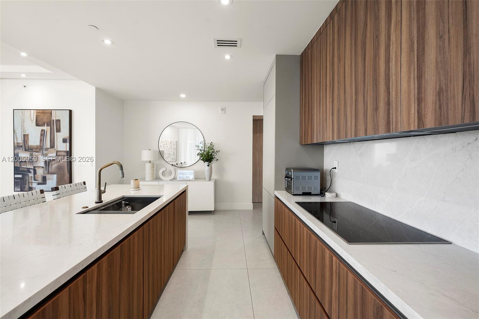 700 NE 24th St #3201 Miami, FL 33137