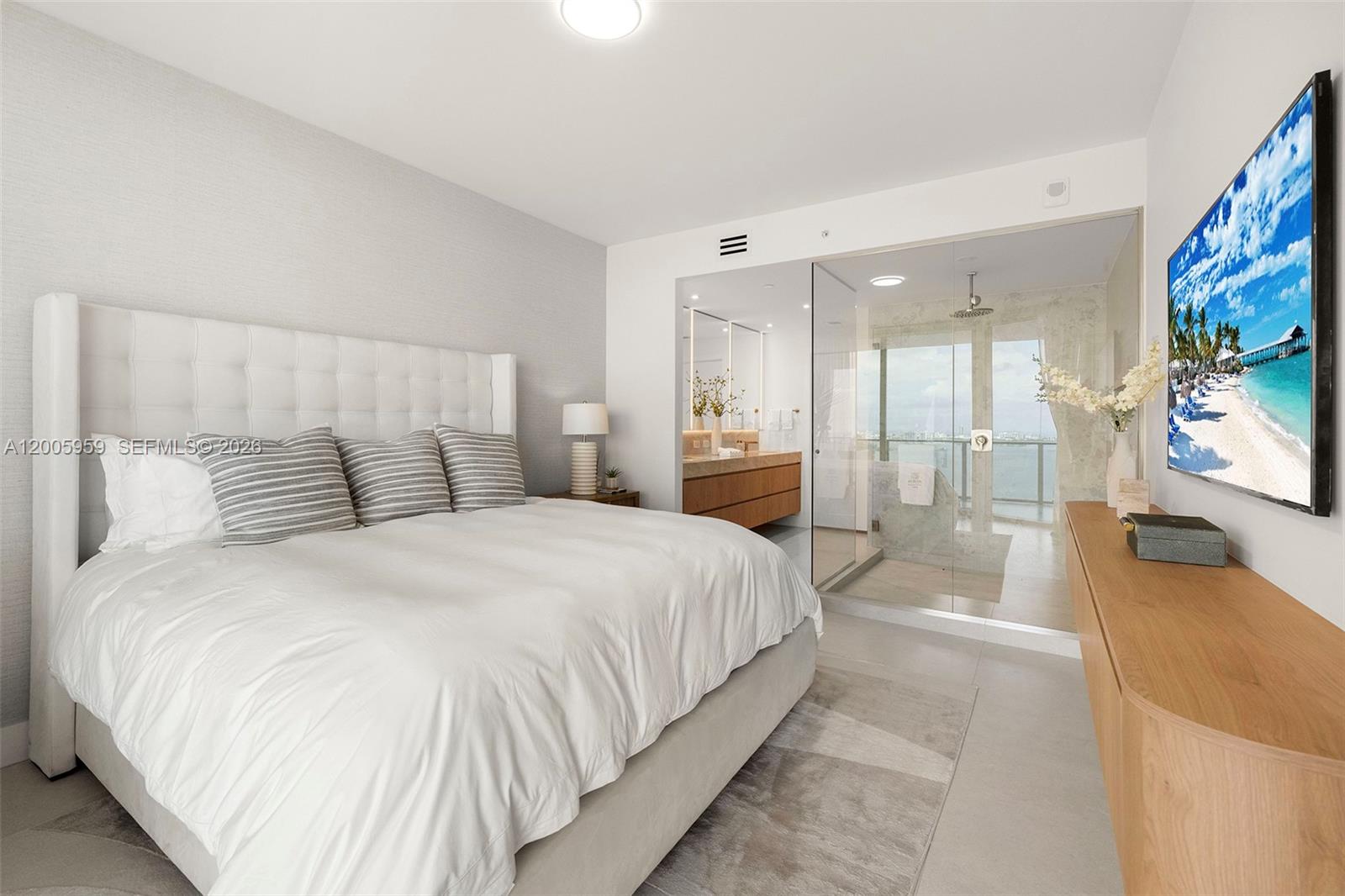 700 NE 24th St #3201 Miami, FL 33137