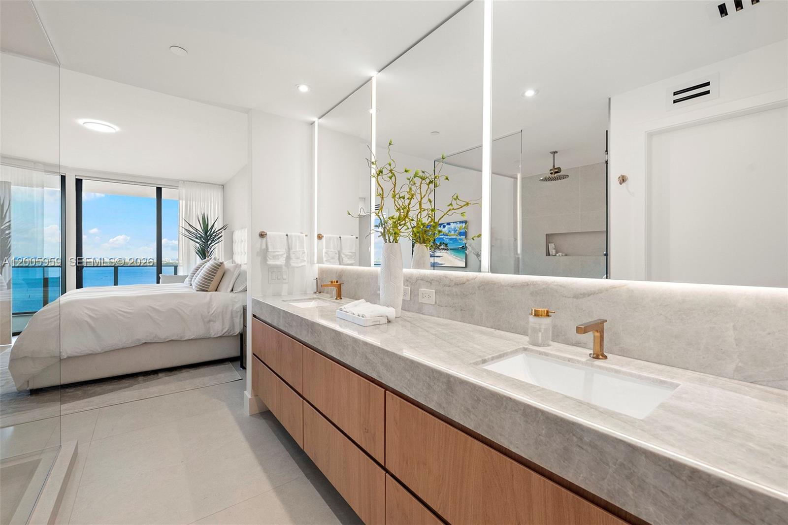 700 NE 24th St #3201 Miami, FL 33137