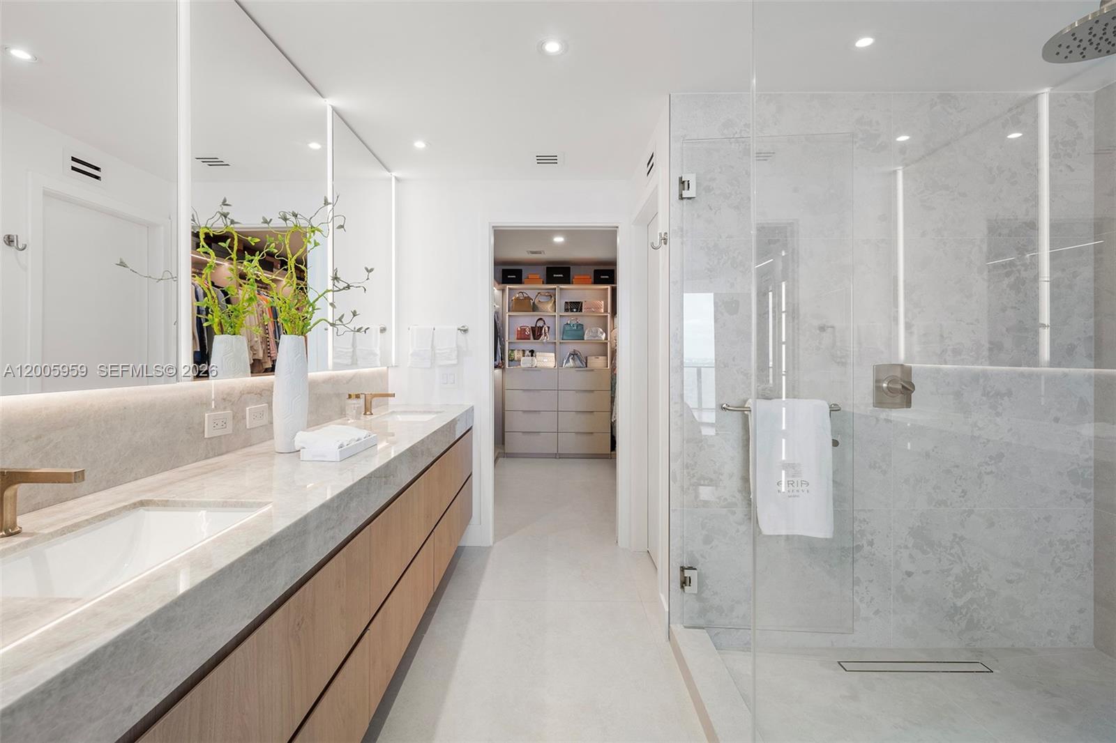 700 NE 24th St #3201 Miami, FL 33137