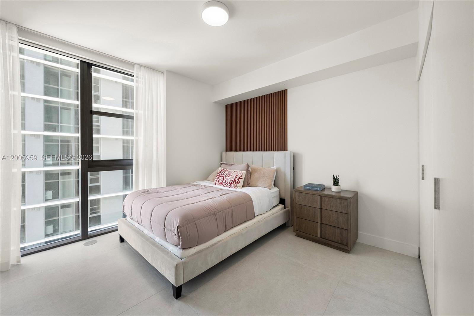 700 NE 24th St #3201 Miami, FL 33137