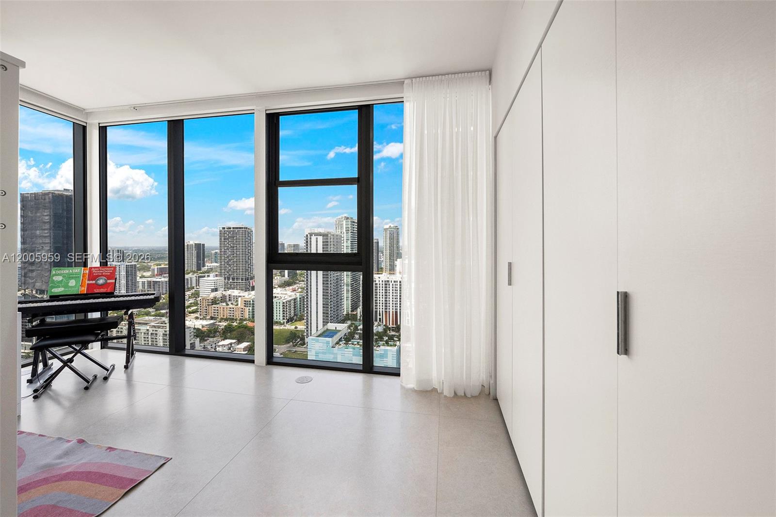 700 NE 24th St #3201 Miami, FL 33137